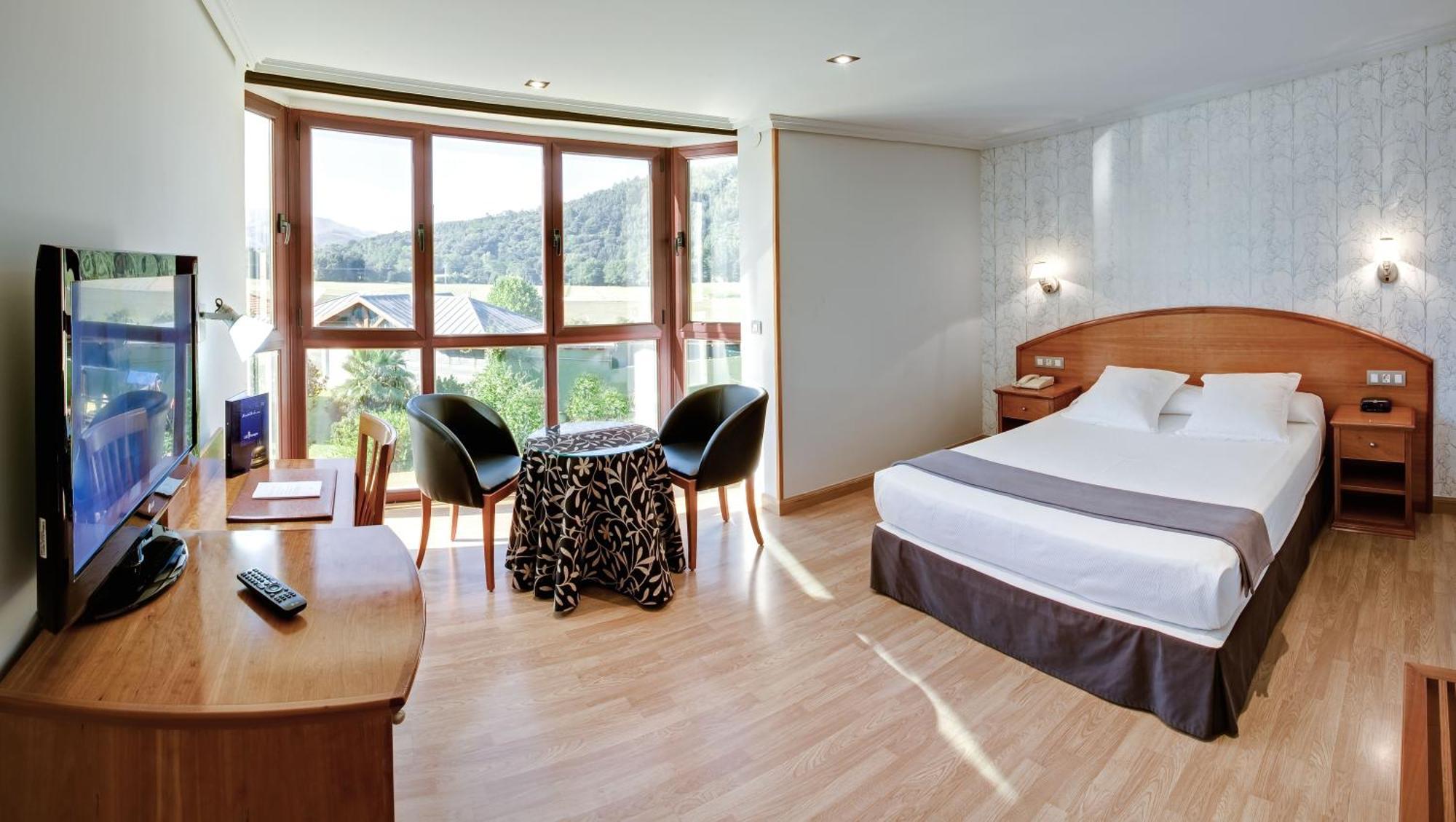 Hotel Spa Villa Pasiega Hoznayo Exteriör bild